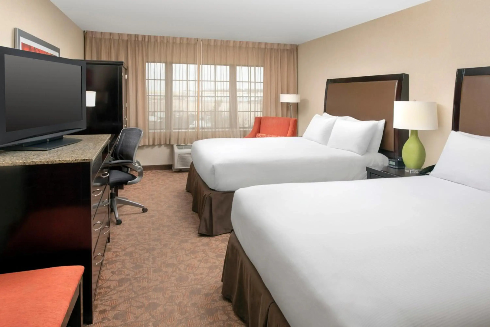 DoubleTree by Hilton Sterling - Dulles Airport
