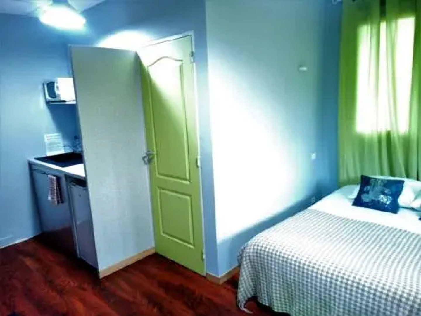 Leon-Mauris Appart  Hotel