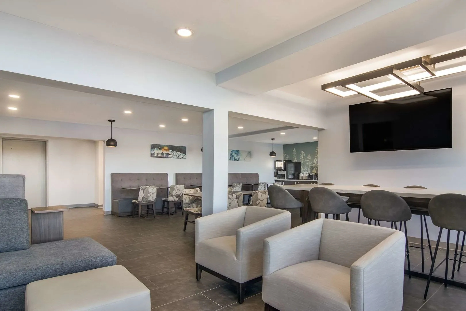 Spark by Hilton Clarion