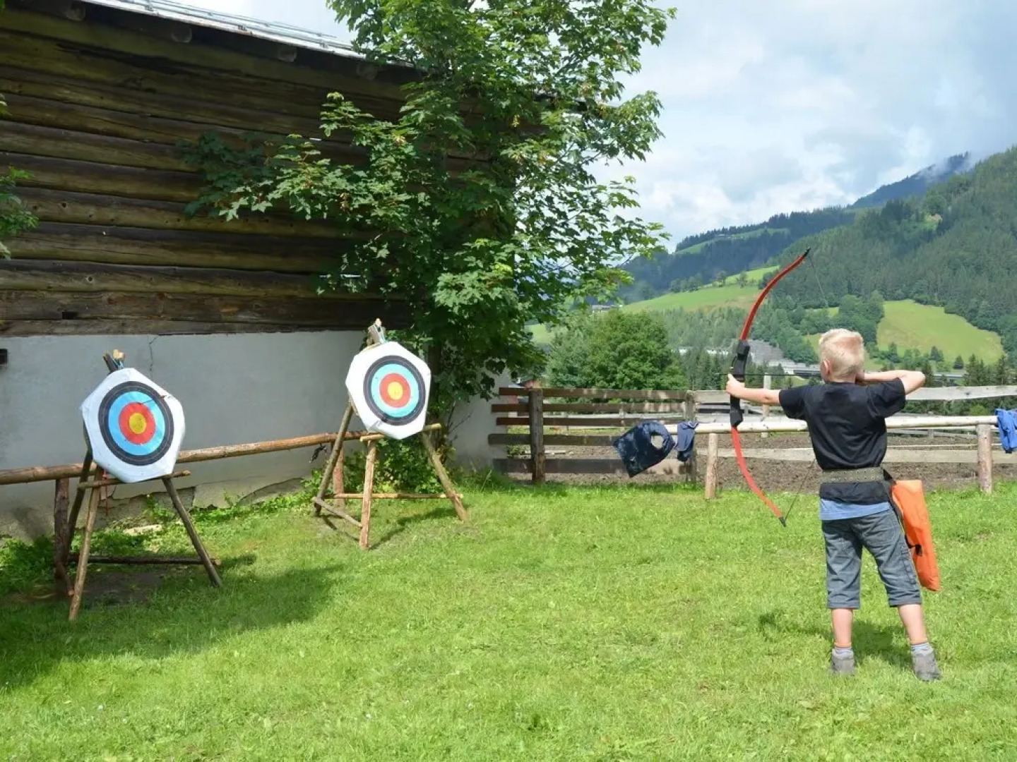 Spacious Holiday Home in Niedernfritz with Private Terrace