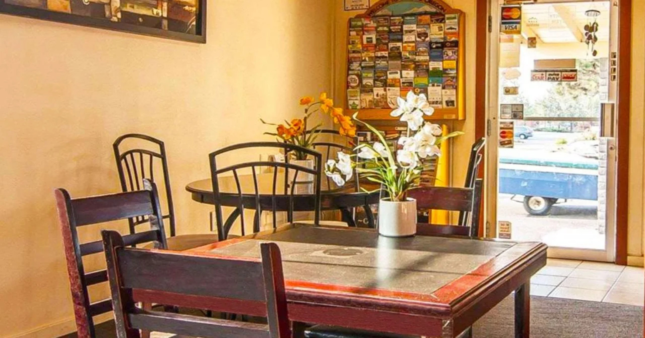 Rodeway Inn & Suites