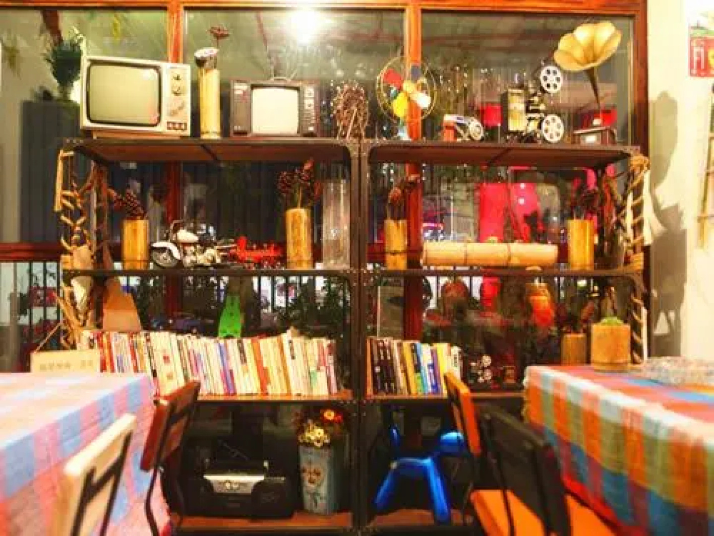 Yangshuo Li Meng Xiao Shu