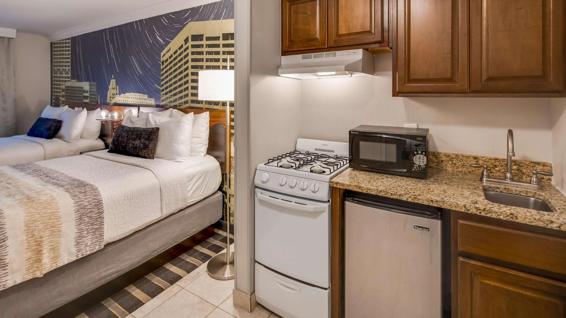 Best Western Plus Milwaukee West