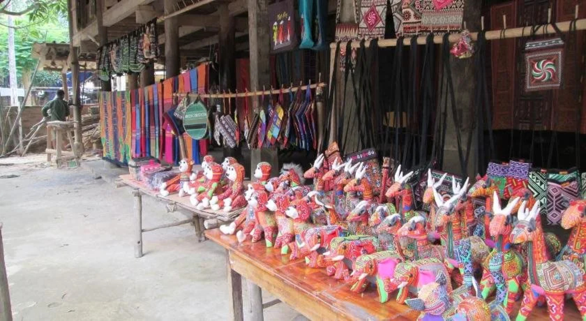 Mai Chau Hostel - Bar Restaurant