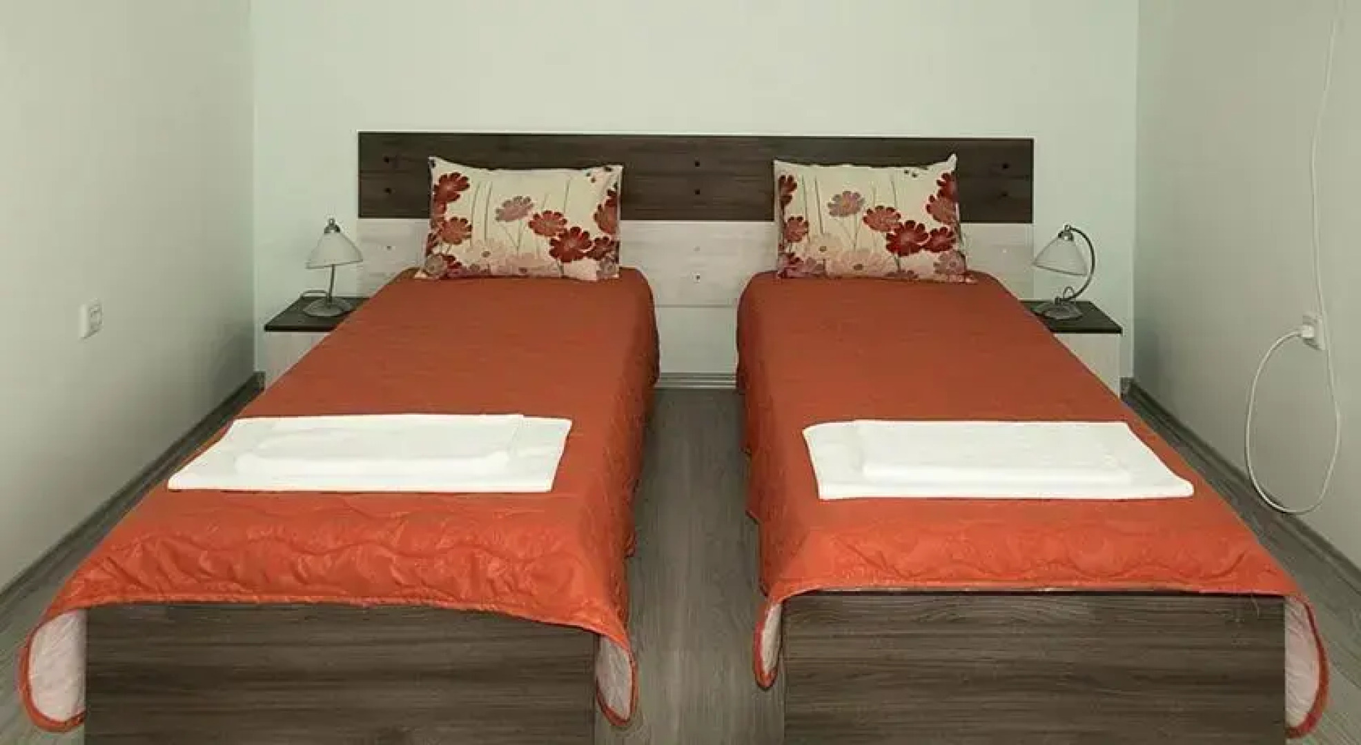 Guest House "Momchil"