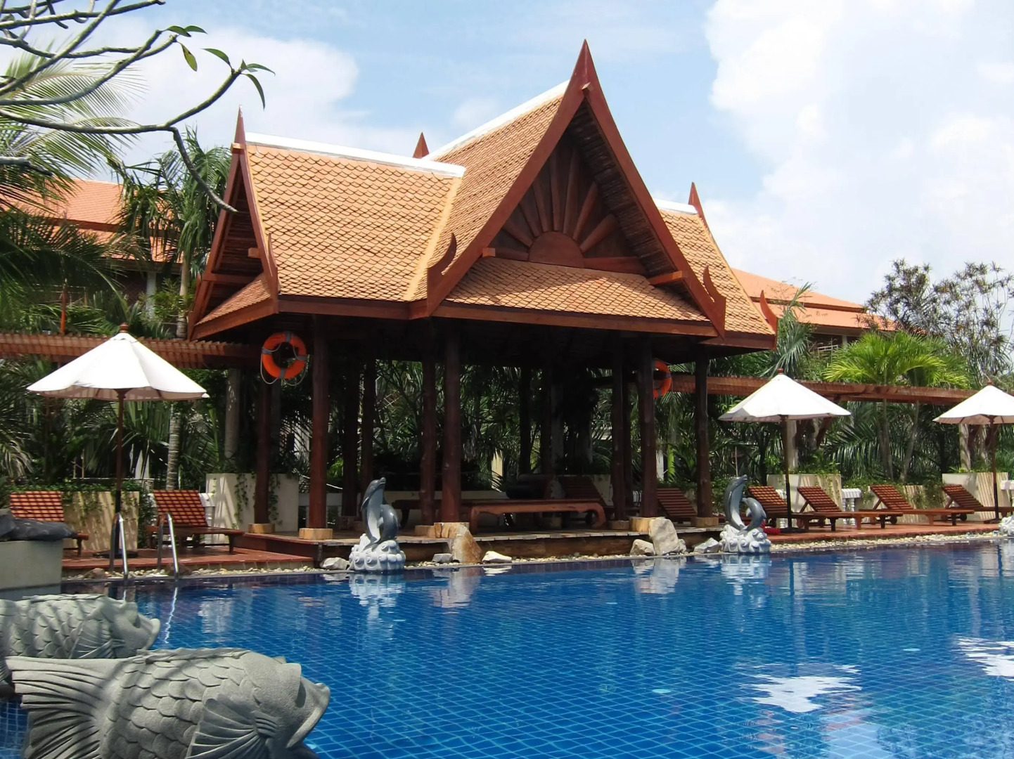 Mae Pim Resort Hotel