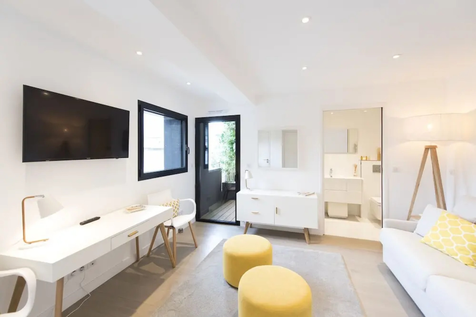 Grand Design on Ile Saint Germain