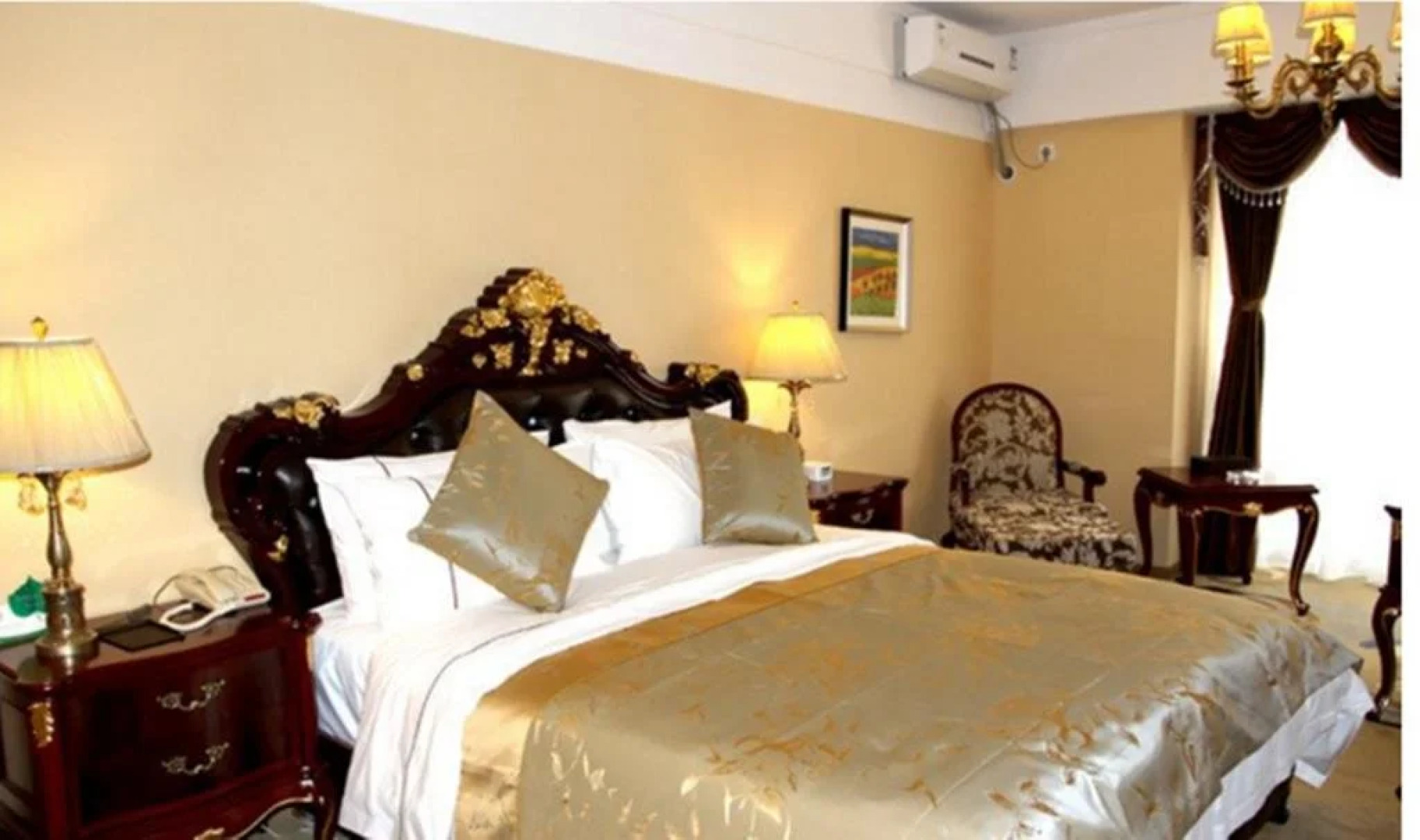 Chengdu Man Ya Hotel