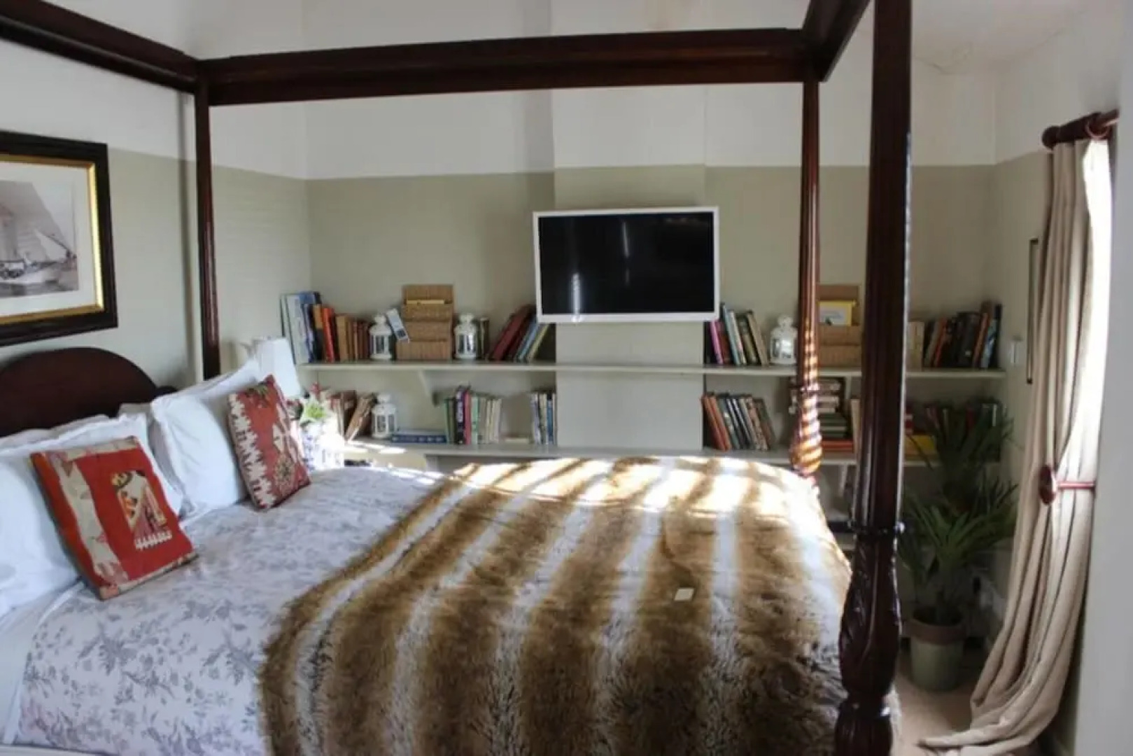 Manor Beach 1 / 4-bed Home on Osea Island, Essex