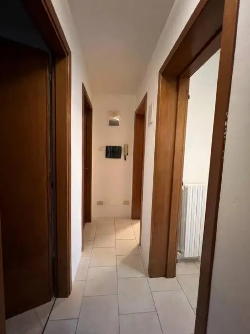 Entire home/flat 5min from Lake Garda