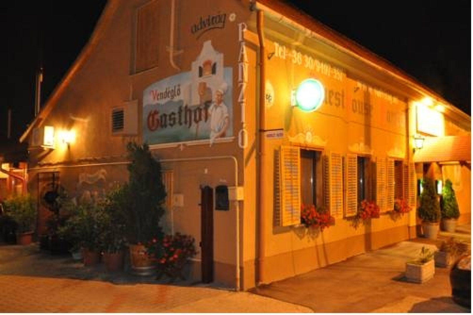 Vadvirág Vendéglő és Panzió