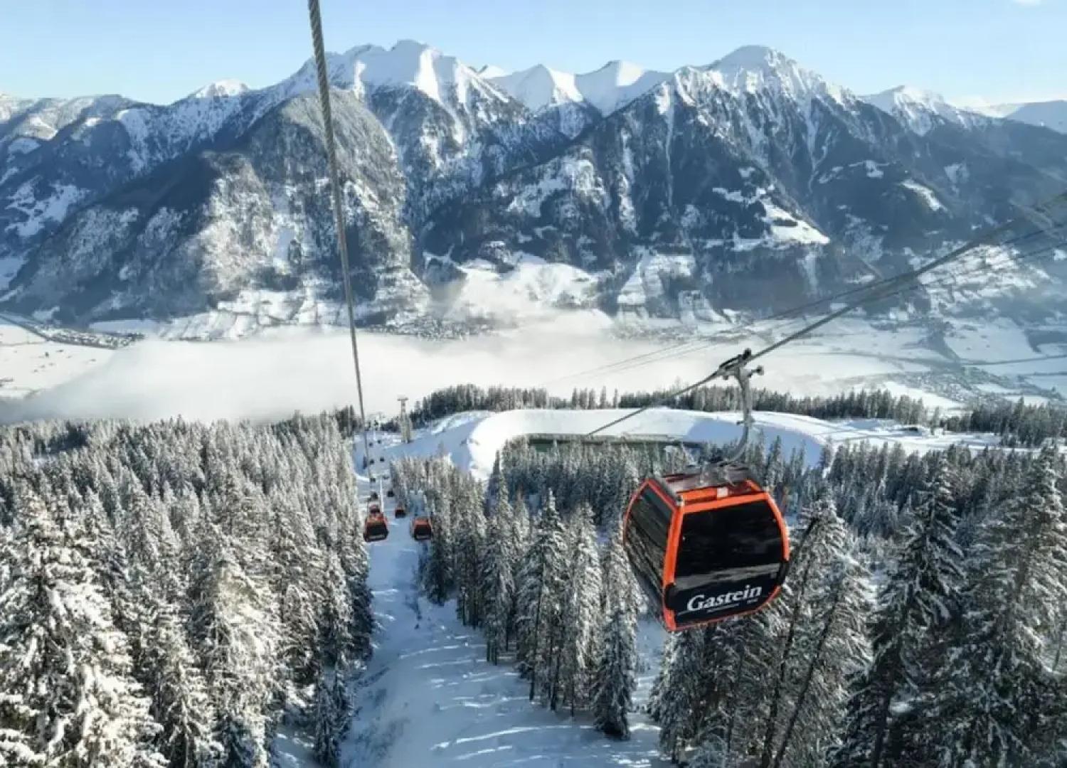 Spacious Apartment With Terrace for 8 Guests