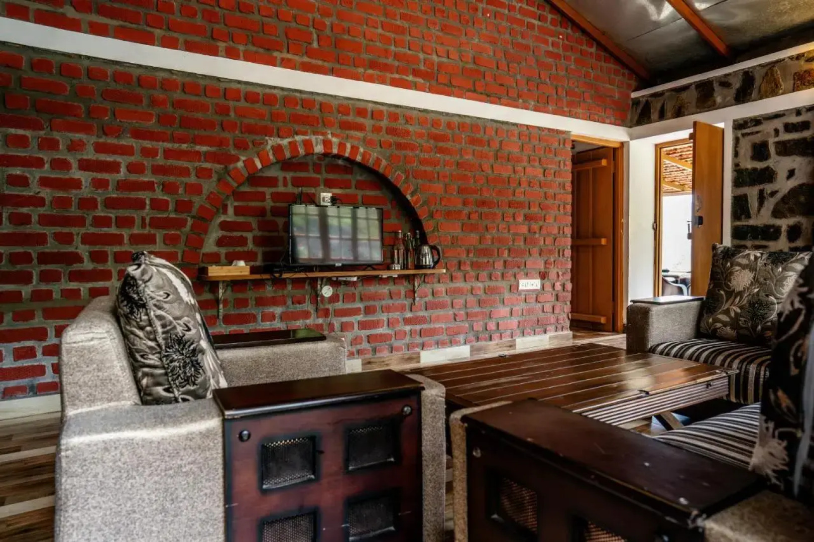 Zacs Valley Resort & Wellness Retreat Kodaikanal