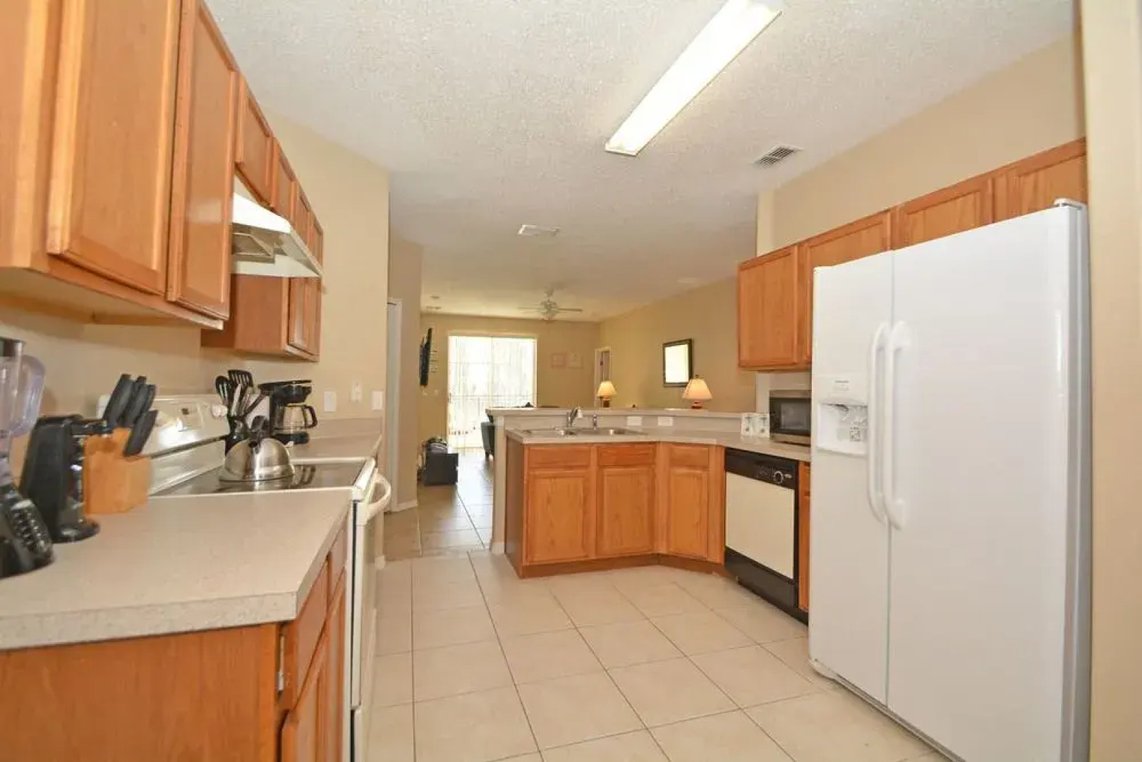 525 Sunset Ridge 5 Br villa by RedAwning