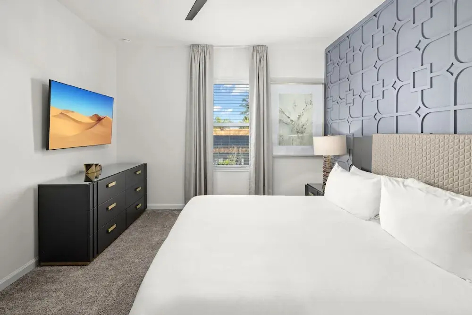 Harbor Island Beach Club by Villatel