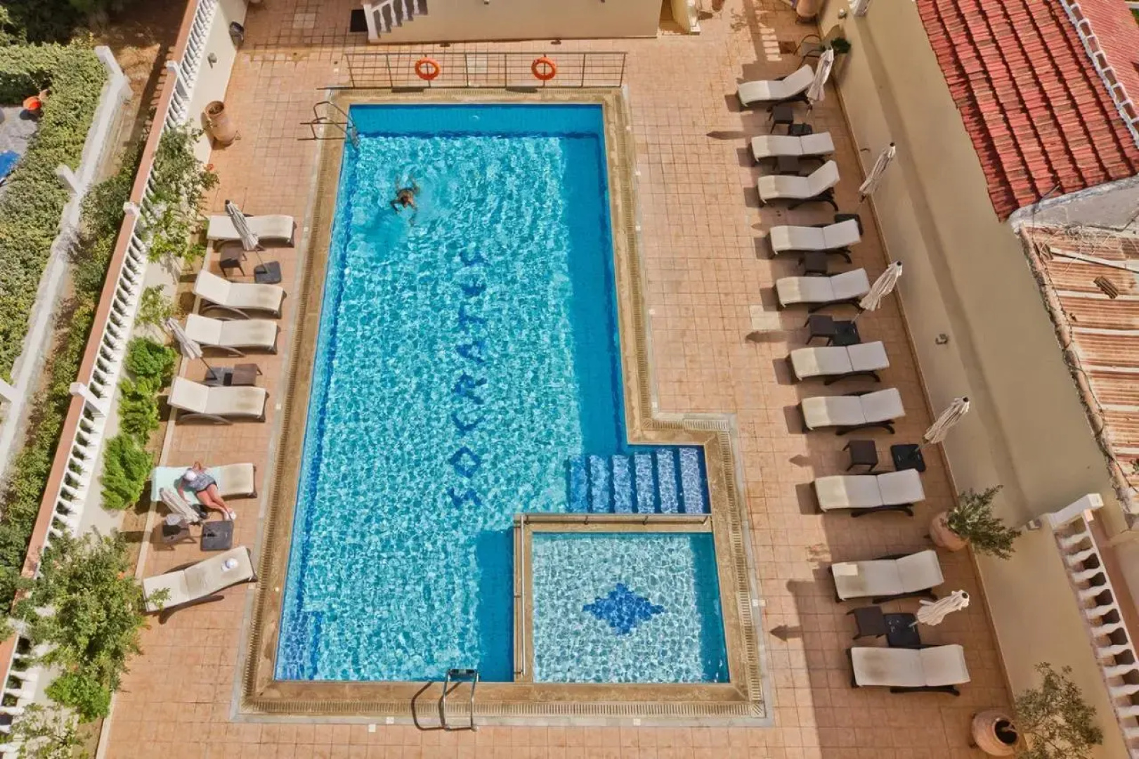 Socrates Hotel Apartments