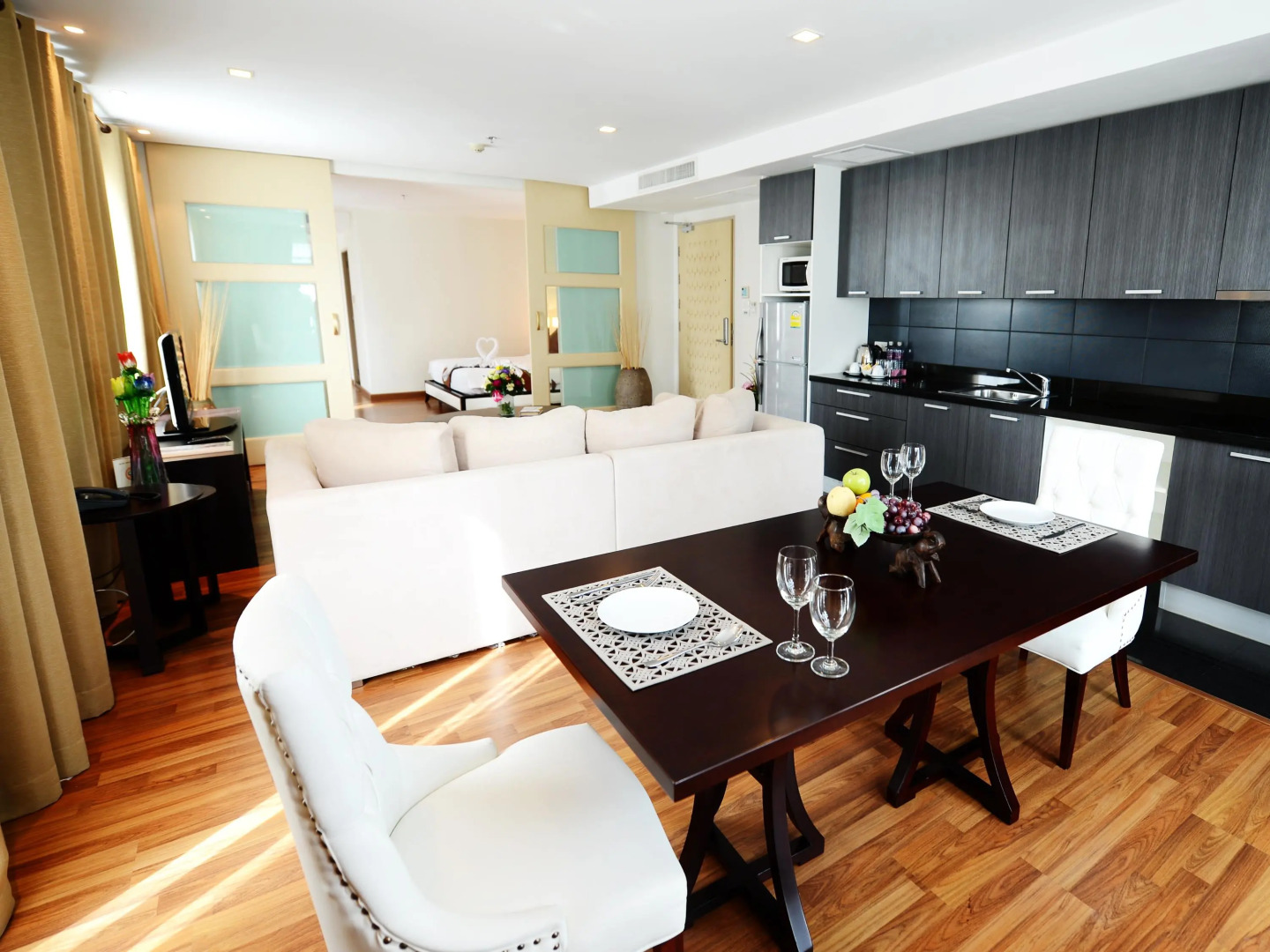 Отель The Bless Hotel and Residence