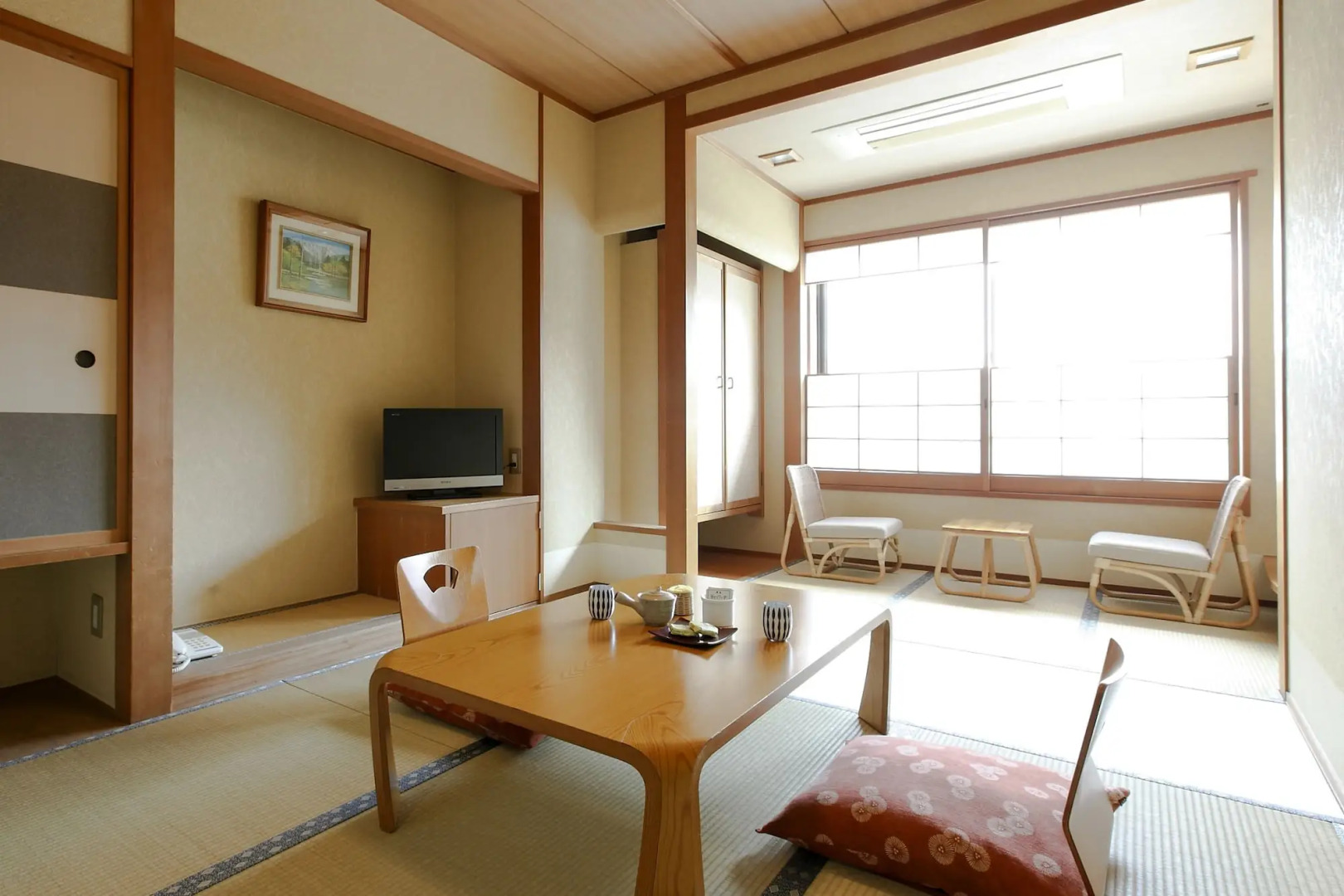 Отель Hakonenomori Okada