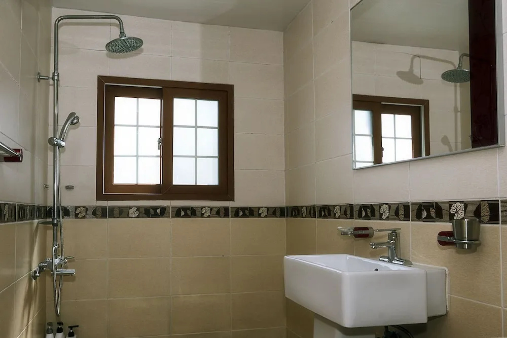 Tongyoung Mongdolhouse Pension