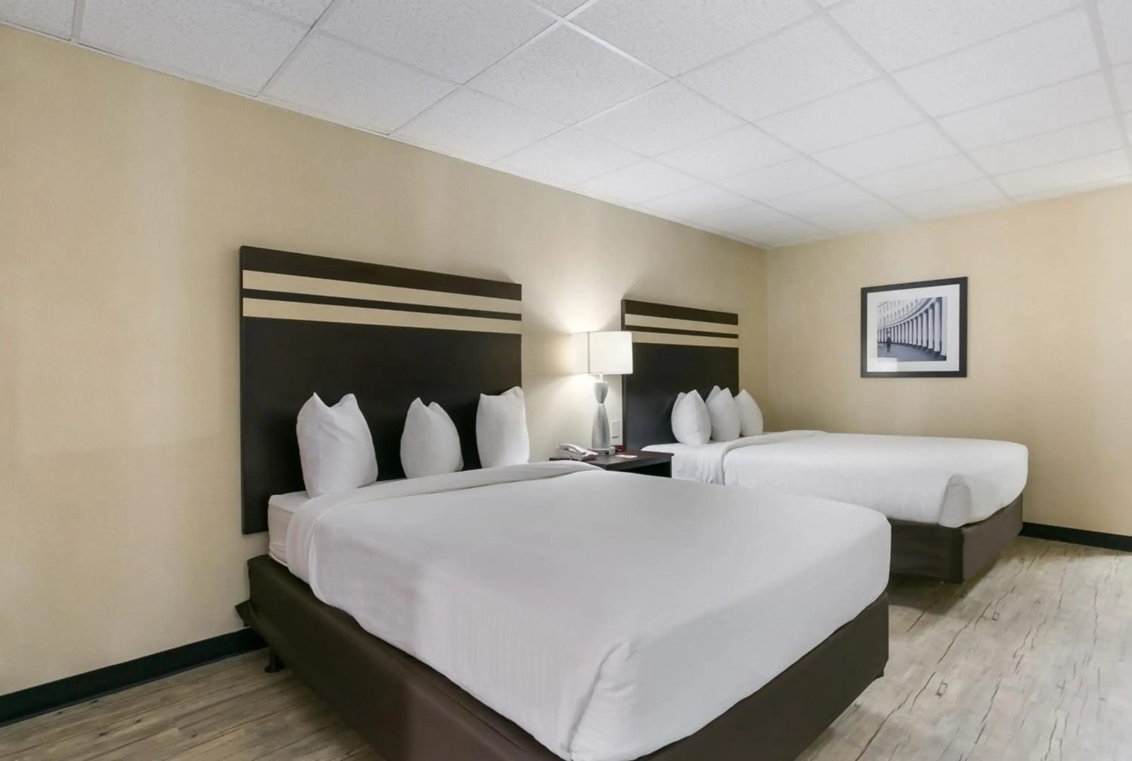 Eisenhower Hotel & Conference Center