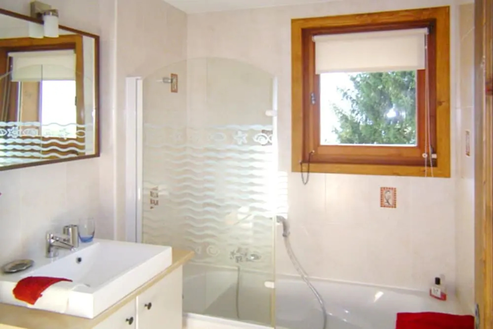 Chalet With 5 Bedrooms in St Jean D'aulps, With Wonderful Mountain Vie