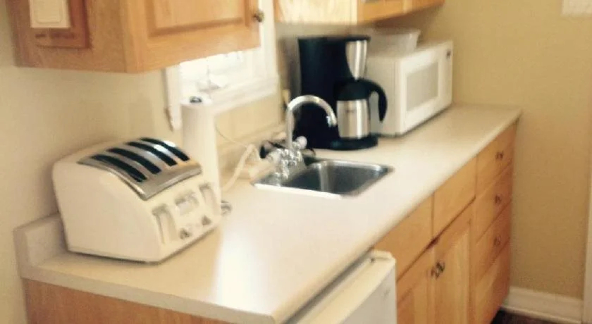 MacKenzie House Tourist Home B&B