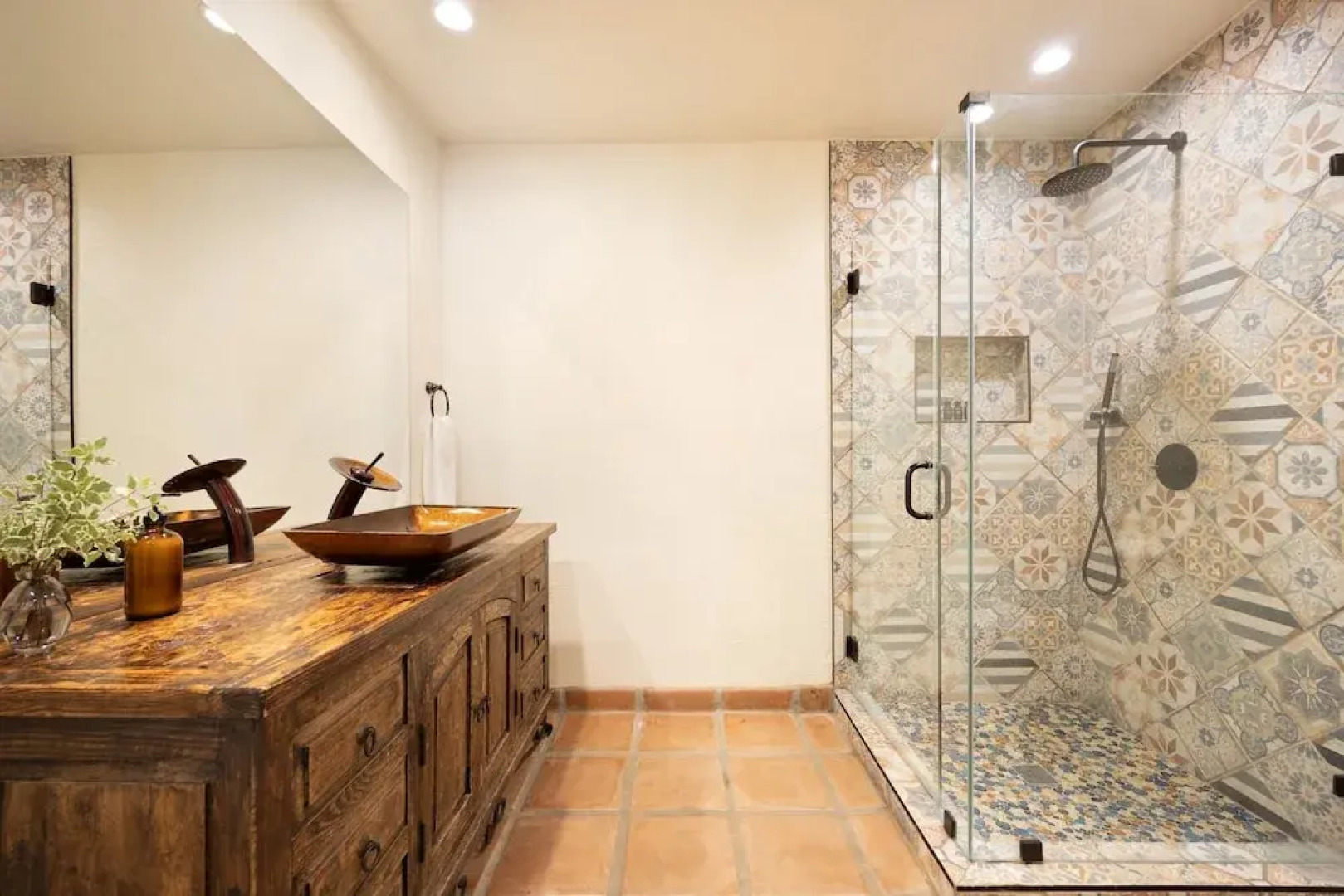 Starlight Estate by Avantstay 20 People Architectual Mansion w Pool Tennis Court Game Room