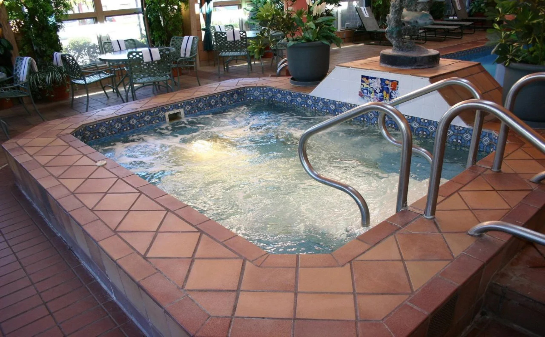 Hawthorn Suites BY Wyndham Erie