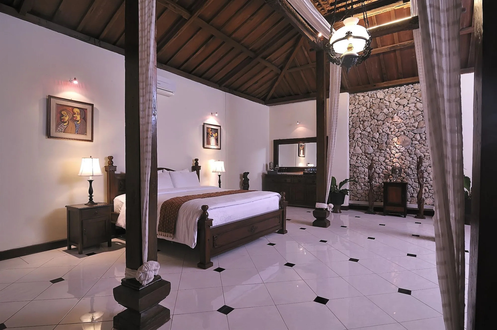 Joglo Plawang Villa & Resort