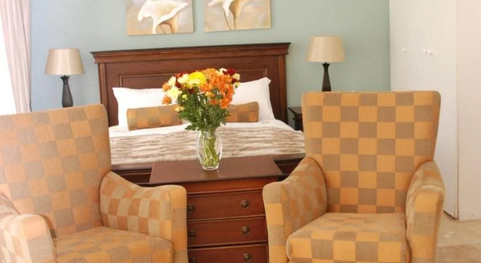 Woodmead Guest Lodge