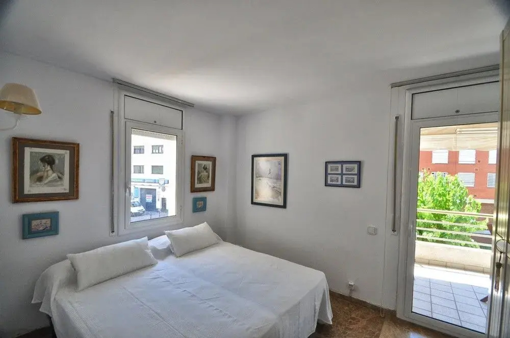 2BR Center & Swimming Pool