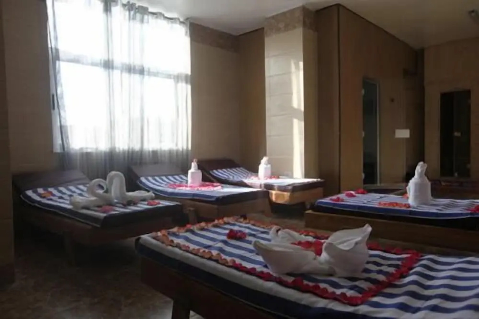 Tirar International Hotel