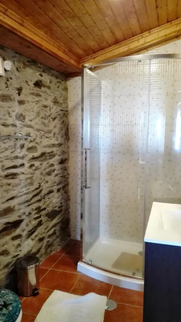 House With 2 Bedrooms in Peso da Régua, With Wonderful Mountain View,