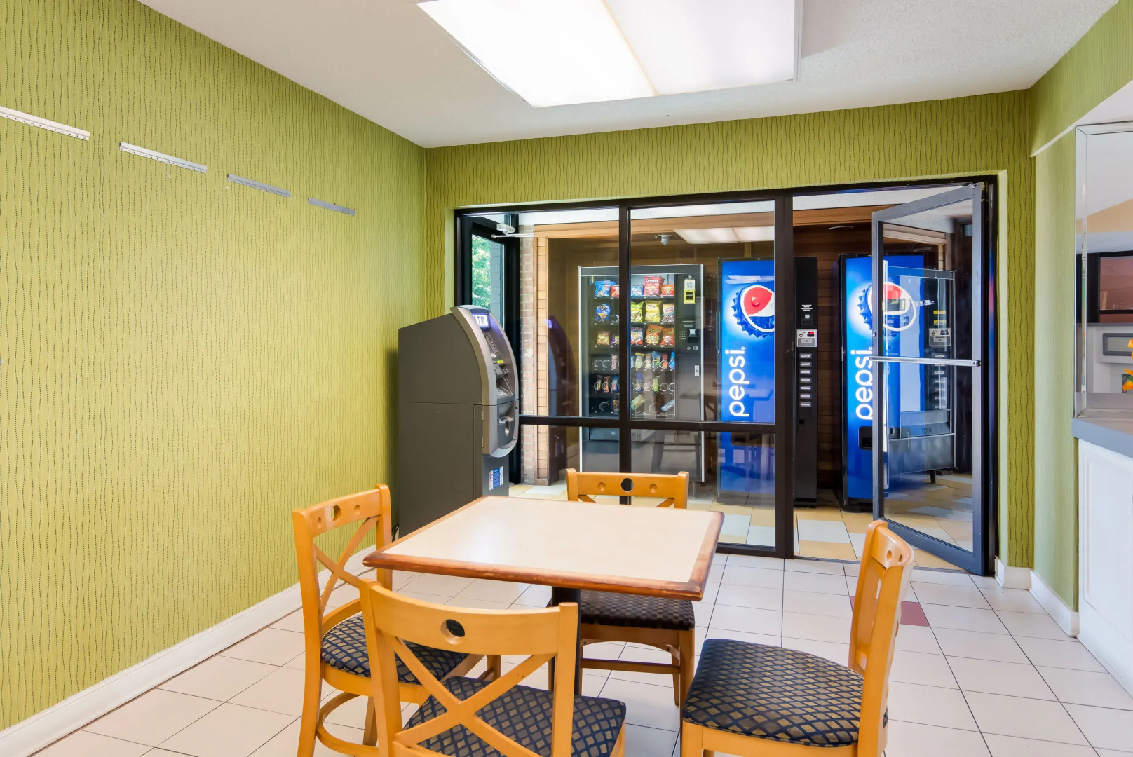 Rodeway Inn At Fort Lee