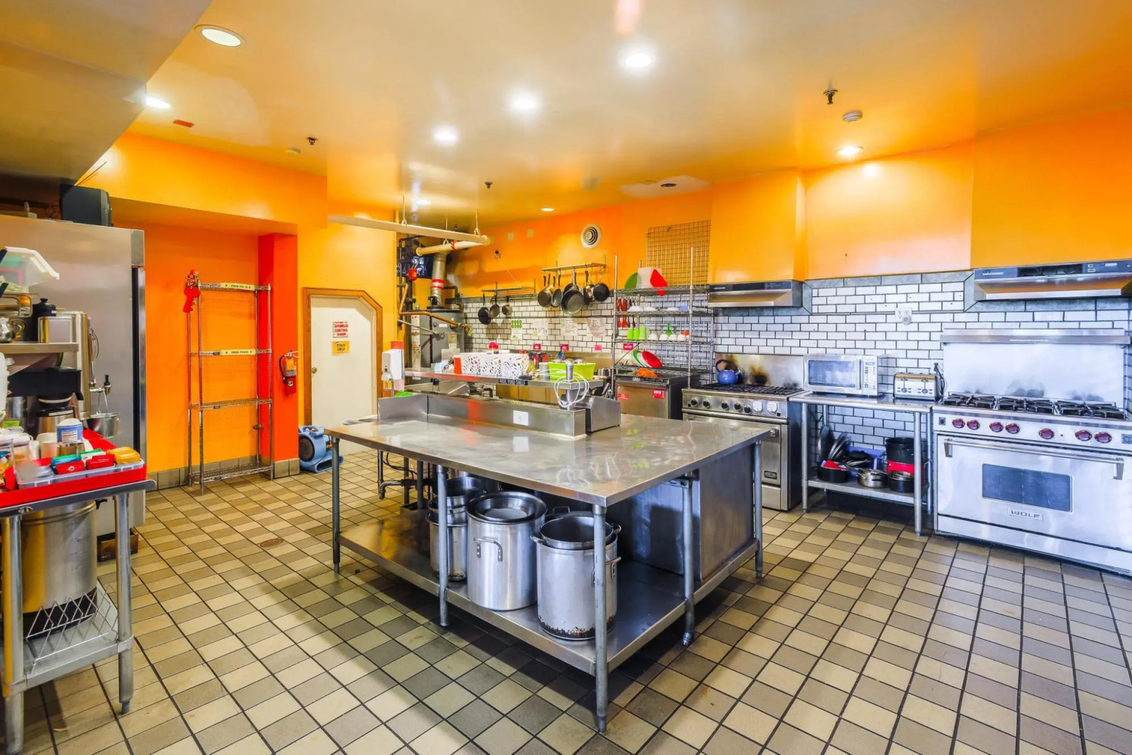 Green Tortoise Hostel