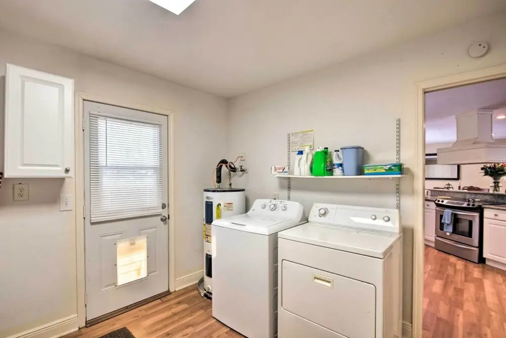 Quiet Retreat w/ Fire Pit ~ 4 Miles to Pensacola!