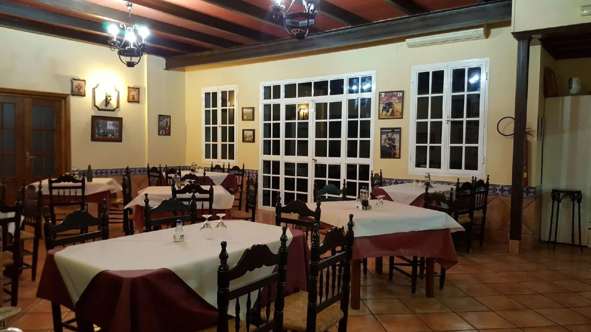 Hostal Restaurante el Lirio