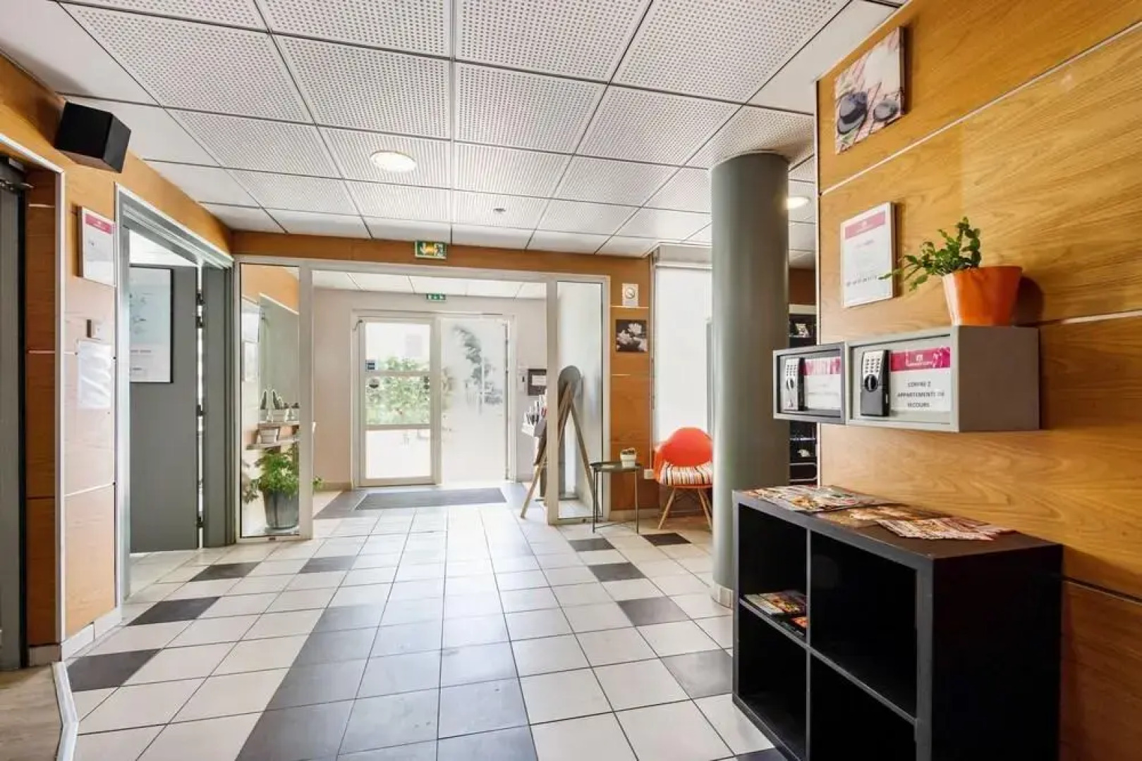 Appart'city Marseille Aeroport Vitrolles - Appart Hotel