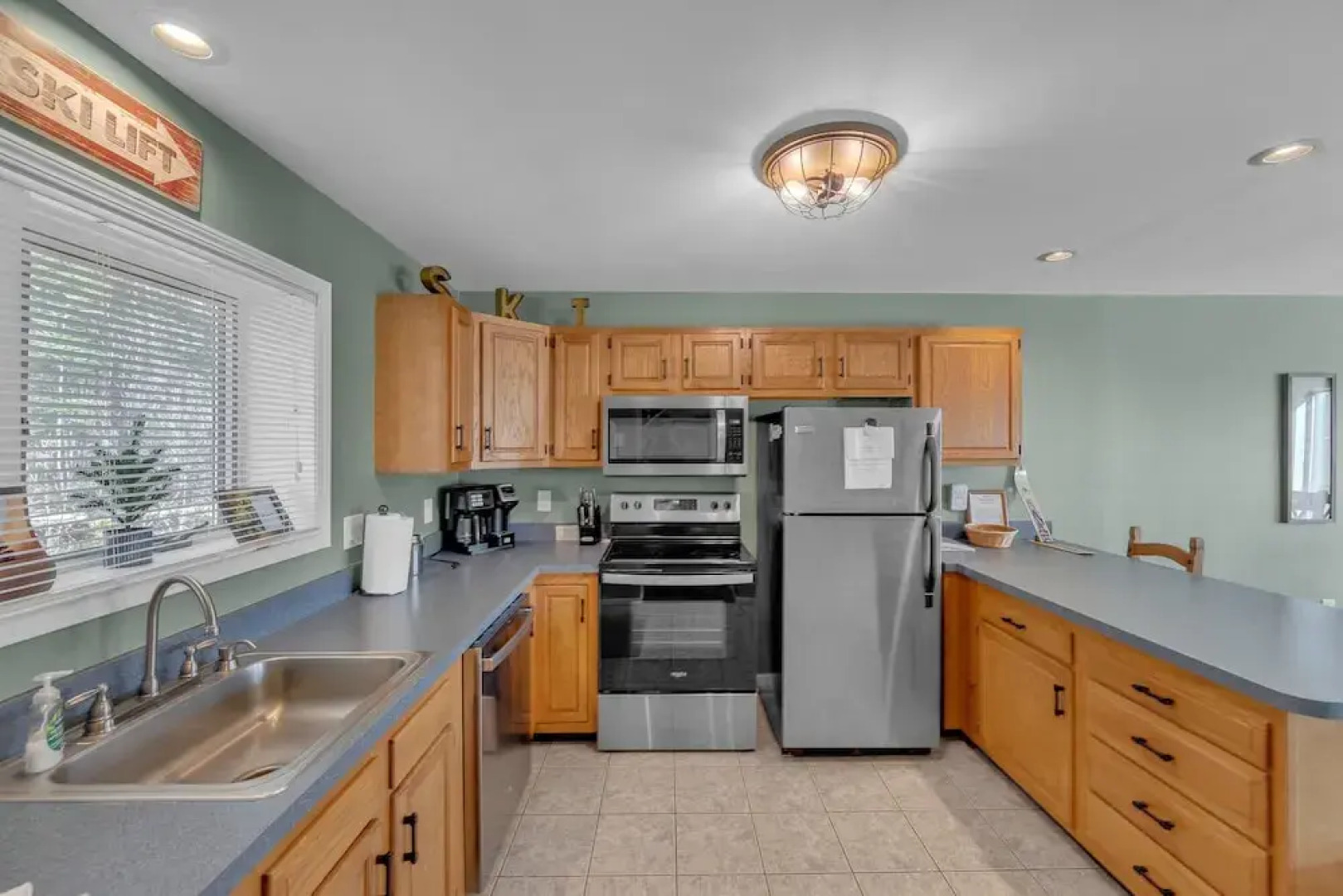 Lies 18n - Cozy & Scenic Mountain Retreat 3 Bedroom Townhouse by The Summit at Gore Mountain