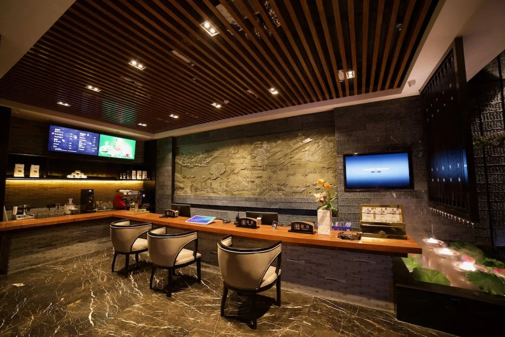 Crystal Palace Hotel New Factory Branch