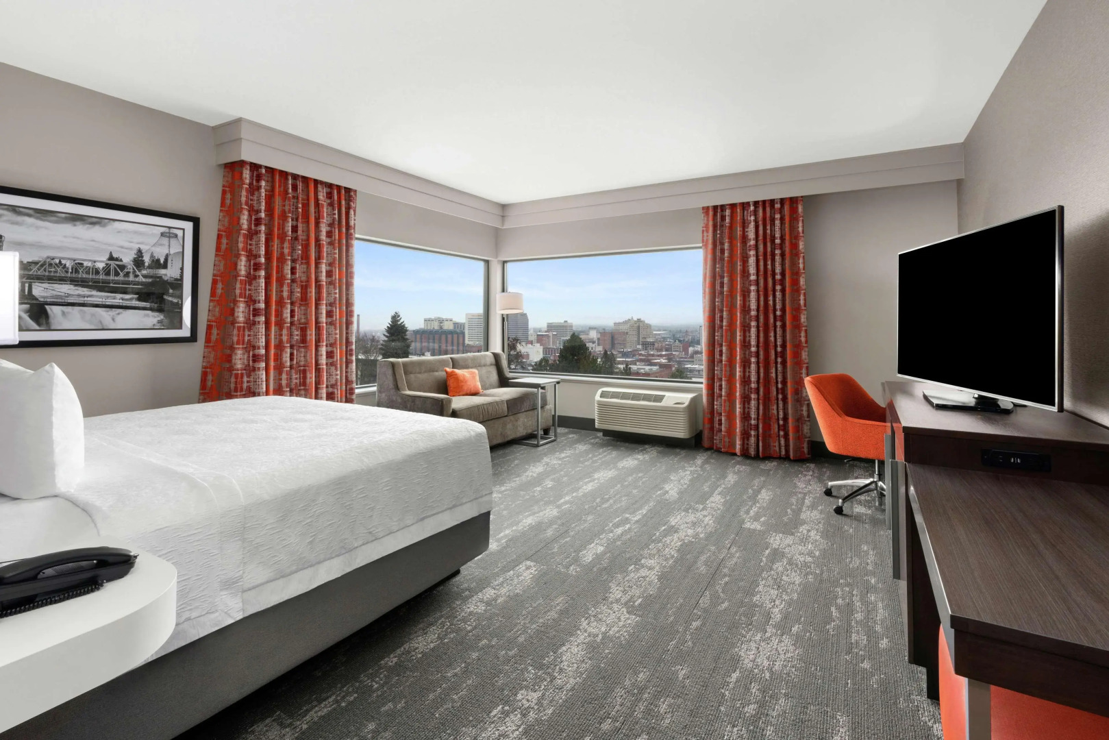 Hampton Inn & Suites Spokane Downtown-South