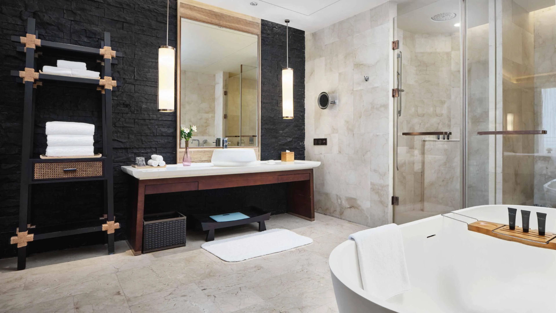 Crowne Plaza Hailing Island by IHG