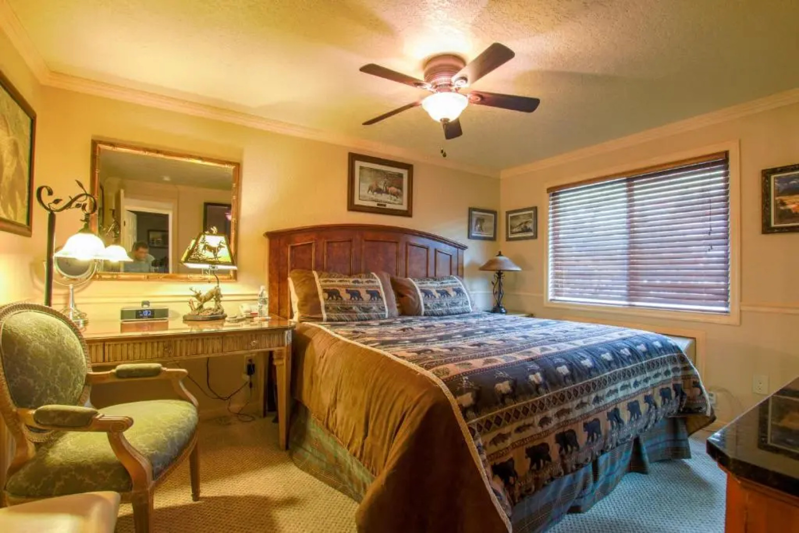 Yellowstone Gateway Inn