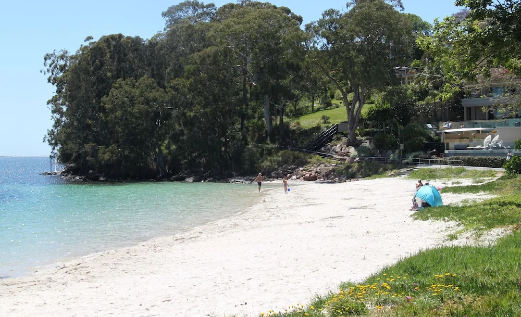 Salamander Beach Accommodation Adults Only