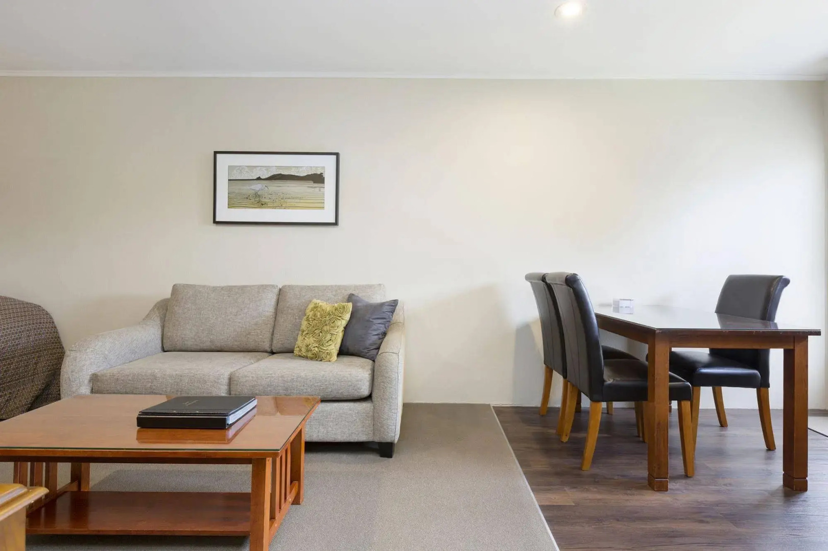 Colonial Court Motor Inn