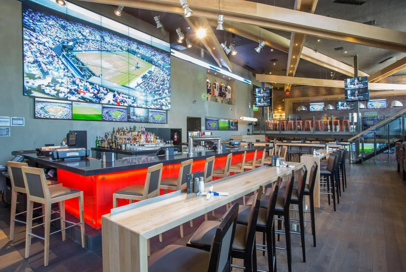 Sandman Signature Kamloops Hotel