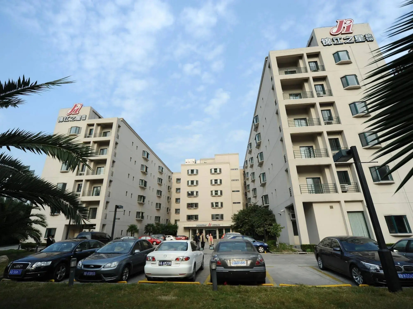 Jinjiang Inn (Huamu,Shanghai)