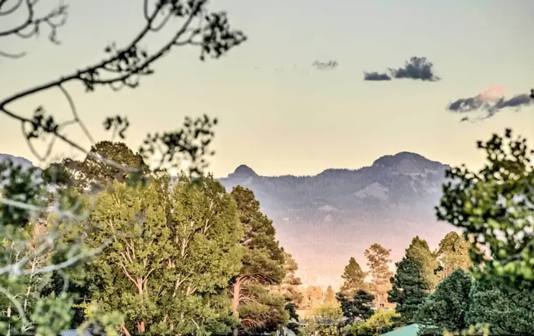 Pagosa Condo w/ Deck, 4 Mi to Hot Springs & Dtwn