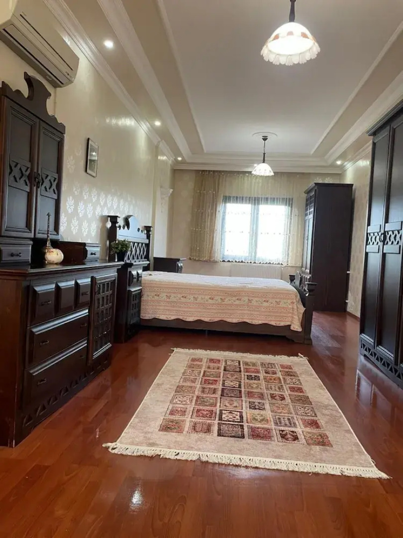 Serene Luxury Villa With Private Pool in Yalova