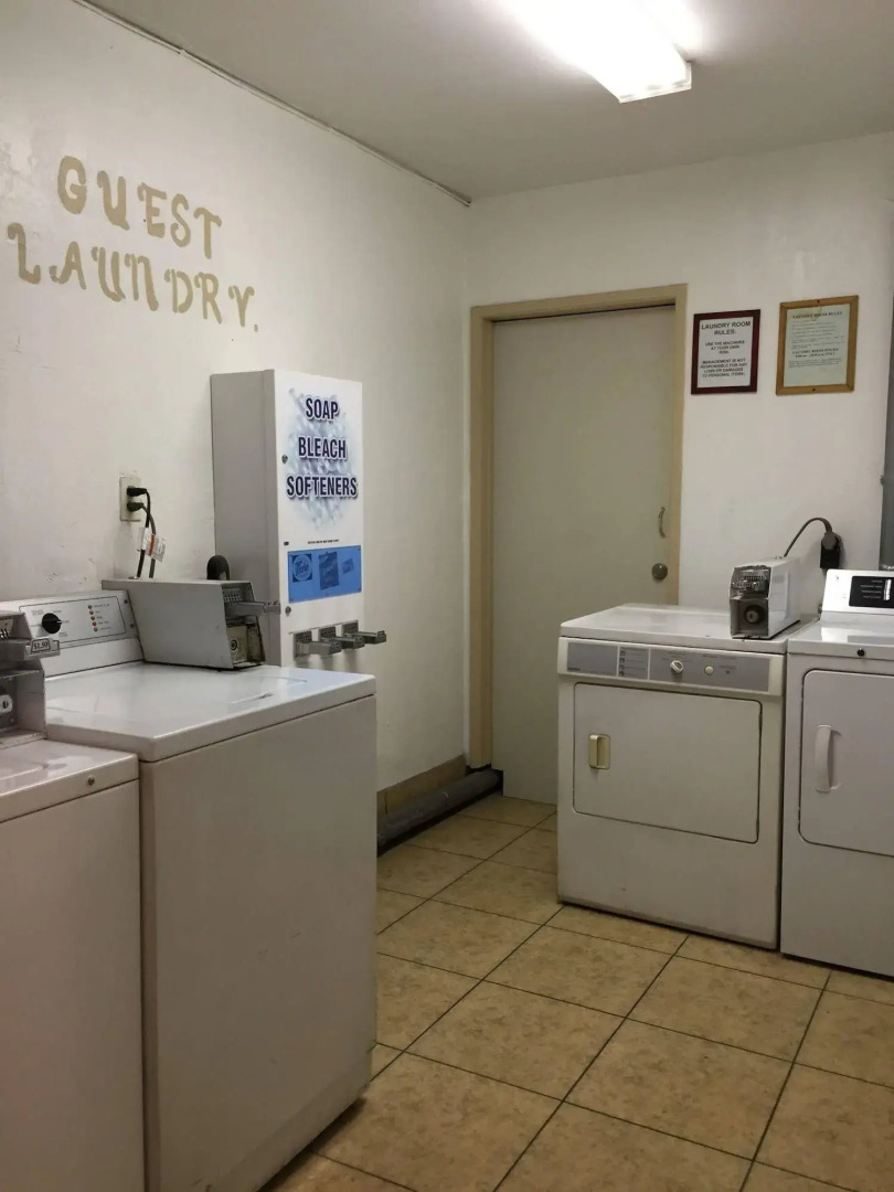 Anaheim Executive Inn & Suites